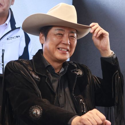 代表取締役　鷲崎純一